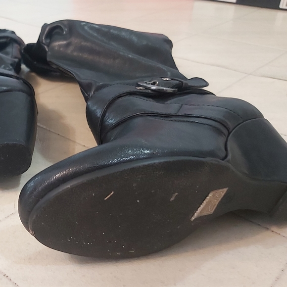 COPY - Stylish Black boots (wedge) - Picture 4 of 8